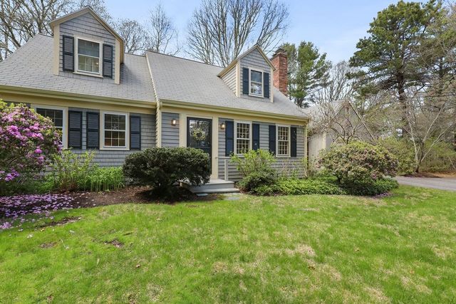 3 Tattler Cir, Bourne, MA 02532