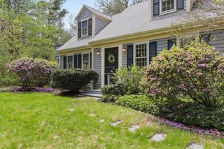 3 Tattler Cir, Bourne, MA 02532