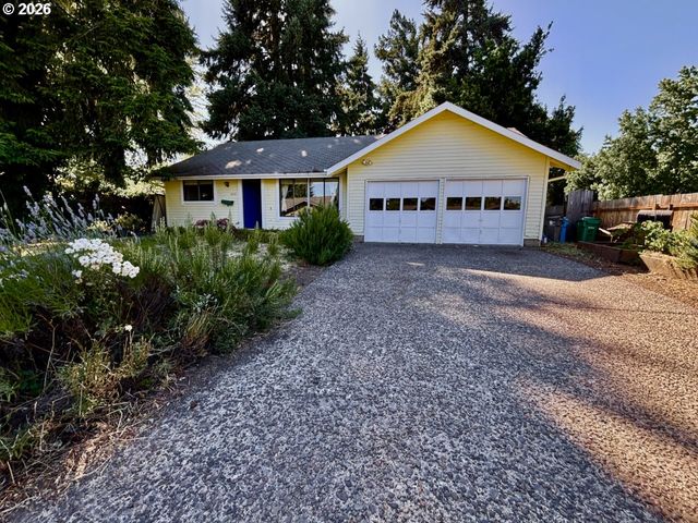 4014 HYACINTH St, Eugene, OR 97404