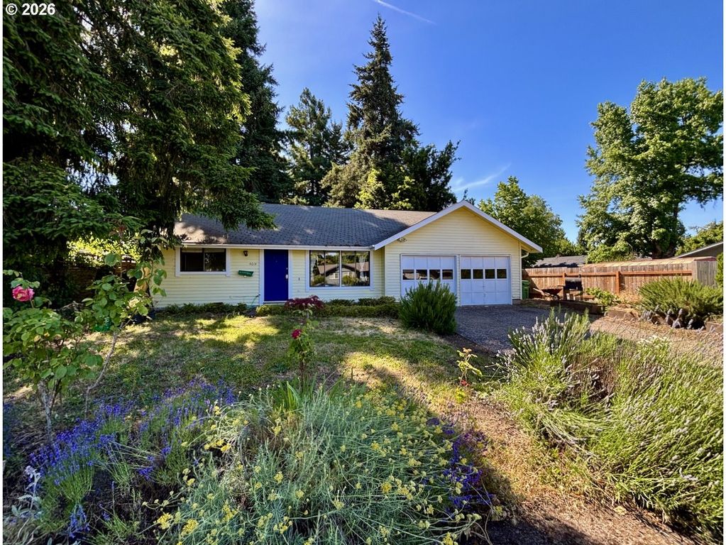 4014 HYACINTH St, Eugene, OR 97404
