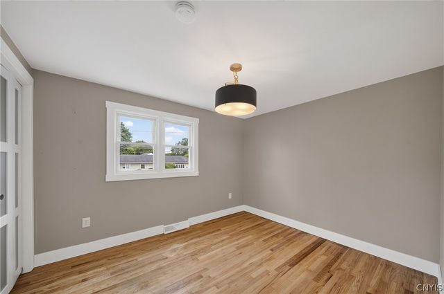 412 Swansea Avenue, Salina, NY 13206