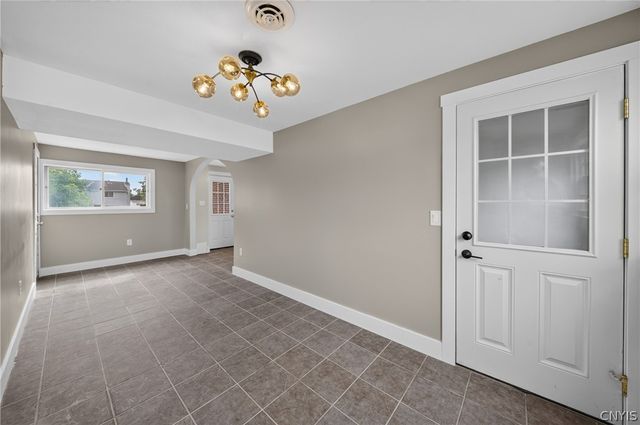 412 Swansea Avenue, Salina, NY 13206