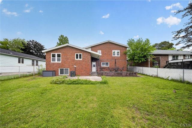 412 Swansea Avenue, Salina, NY 13206