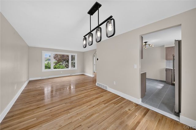 412 Swansea Avenue, Salina, NY 13206