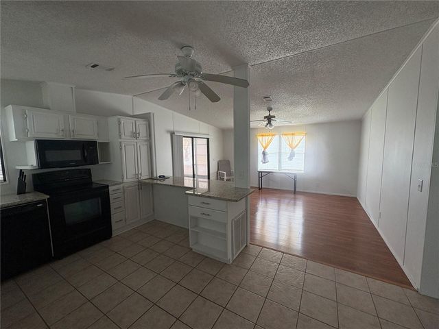2132 SABAL PALM, Lakeland, FL 33809
