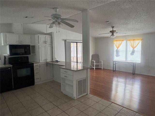 2132 SABAL PALM, Lakeland, FL 33809