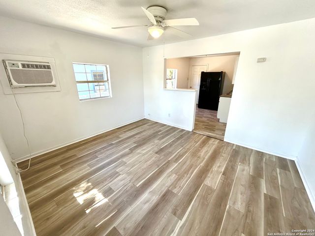 3539 Rivas Street, San Antonio, TX 78228