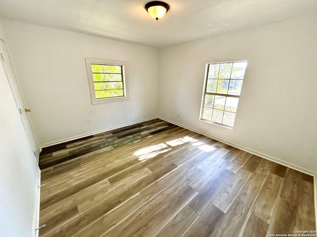 3539 Rivas Street, San Antonio, TX 78228