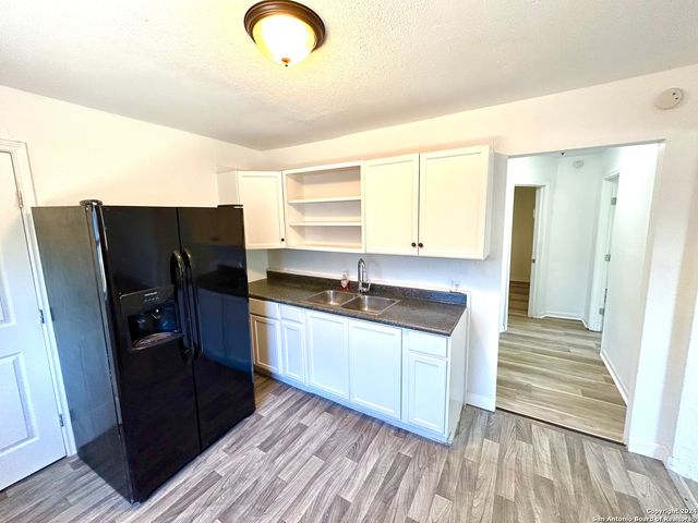 3539 Rivas Street, San Antonio, TX 78228