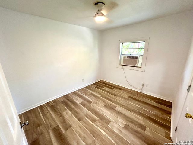 3539 Rivas Street, San Antonio, TX 78228