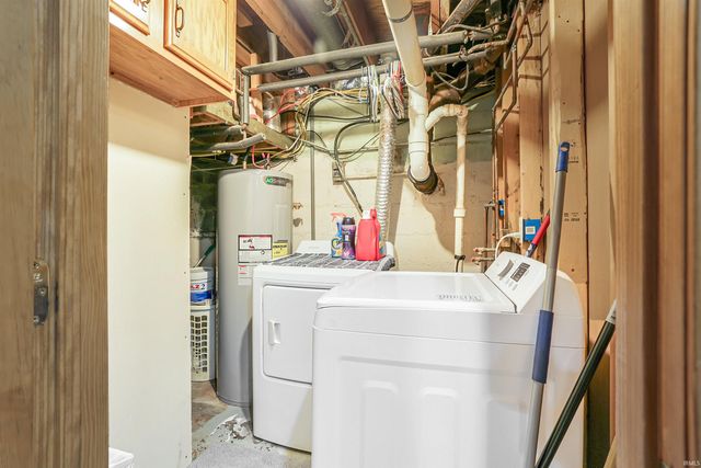 908 Stewart Avenue, Evansville, IN 47715