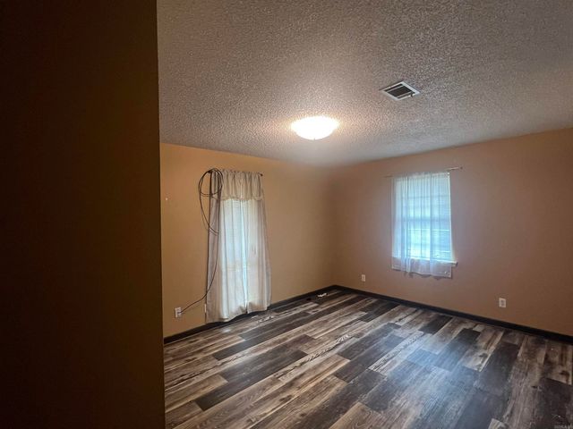 707 W Union St, Bald Knob, AR 72010