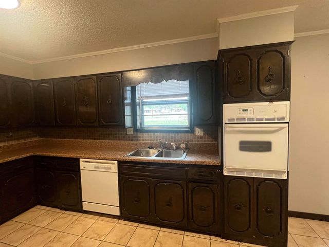 707 W Union St, Bald Knob, AR 72010