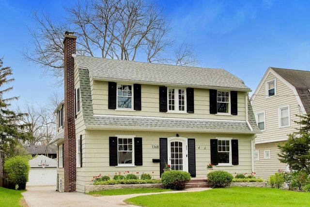1368 Scott Avenue, Winnetka, IL 60093