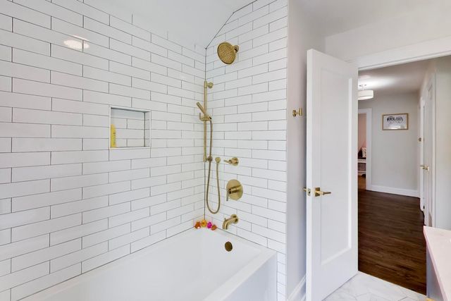 1368 Scott Avenue, Winnetka, IL 60093