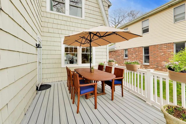 1368 Scott Avenue, Winnetka, IL 60093