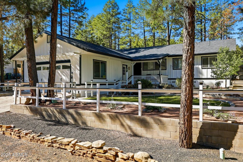 4258 Antelope Lane, Show Low, AZ 85901