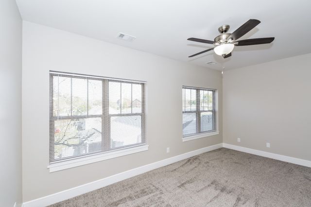 108 Hartsville Ct, Lebanon, TN 37087