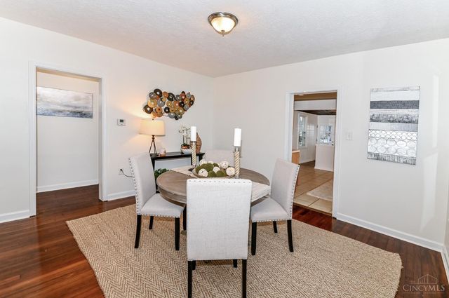 484 W Kemper Road, Springdale, OH 45246