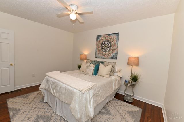 484 W Kemper Road, Springdale, OH 45246