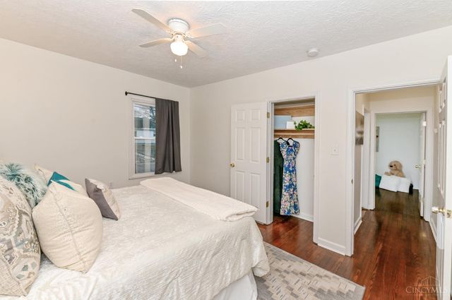 484 W Kemper Road, Springdale, OH 45246