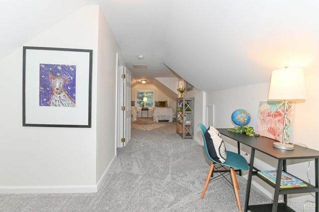 484 W Kemper Road, Springdale, OH 45246