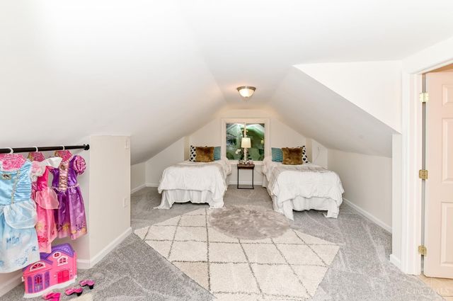 484 W Kemper Road, Springdale, OH 45246