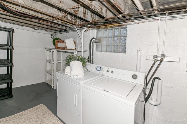 484 W Kemper Road, Springdale, OH 45246