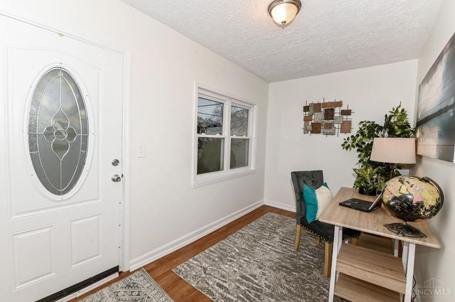 484 W Kemper Road, Springdale, OH 45246