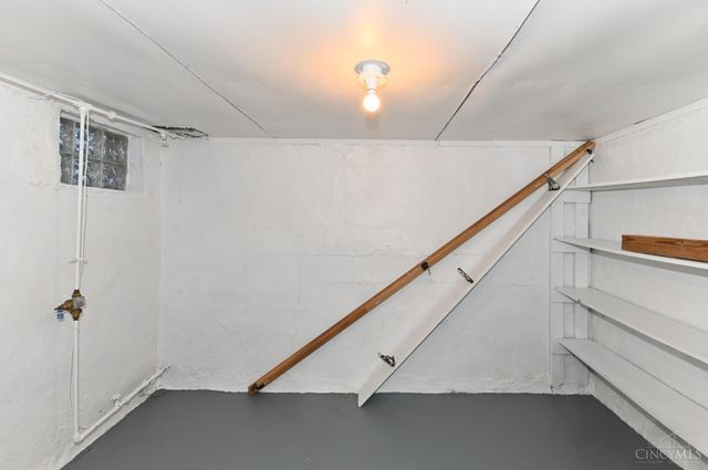 484 W Kemper Road, Springdale, OH 45246