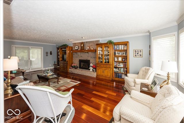 1176 Creekside Lane, Plainfield, IN 46168