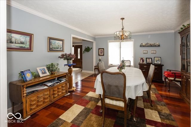 1176 Creekside Lane, Plainfield, IN 46168