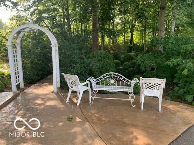 1176 Creekside Lane, Plainfield, IN 46168