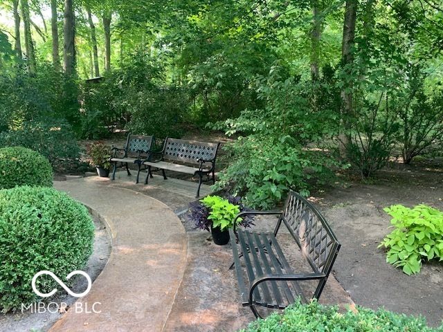 1176 Creekside Lane, Plainfield, IN 46168