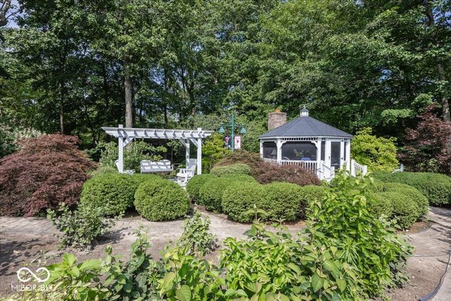 1176 Creekside Lane, Plainfield, IN 46168