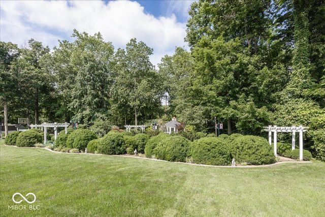 1176 Creekside Lane, Plainfield, IN 46168