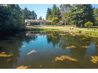 56060 WHEELER Rd, Bandon, OR 97411