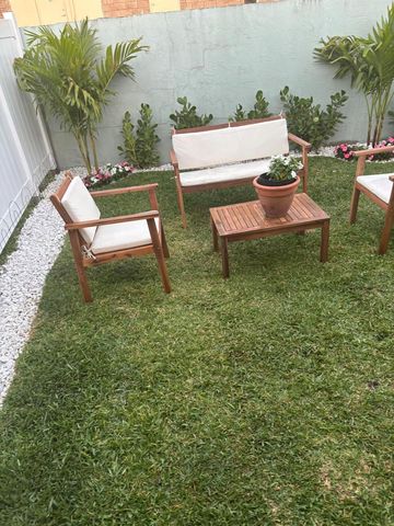 262 SE 9th Avenue 1-4, Deerfield Beach, FL 33441