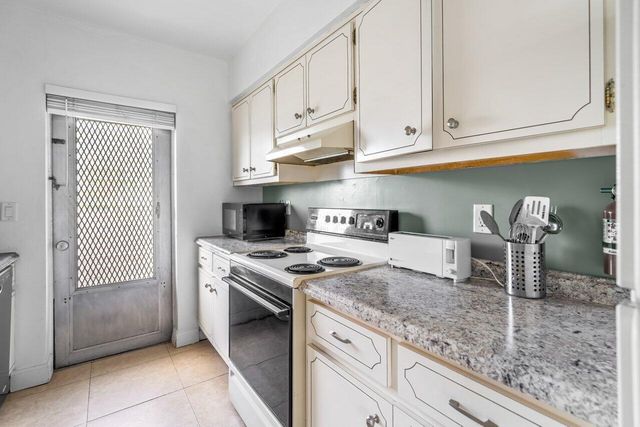 262 SE 9th Avenue 1-4, Deerfield Beach, FL 33441