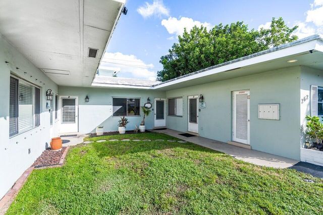 262 SE 9th Avenue 1-4, Deerfield Beach, FL 33441