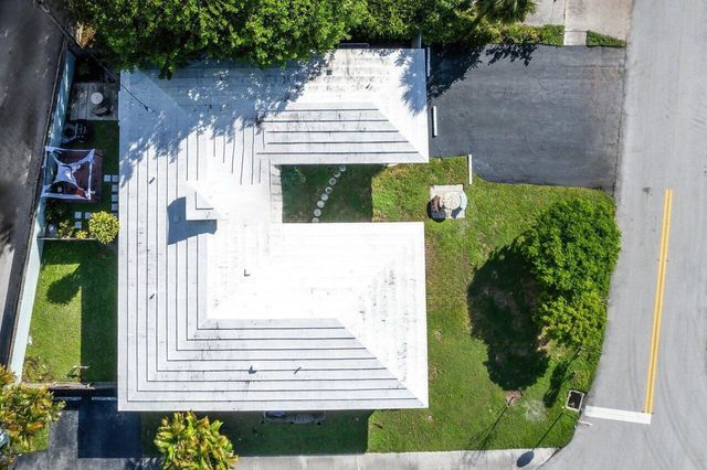 262 SE 9th Avenue 1-4, Deerfield Beach, FL 33441