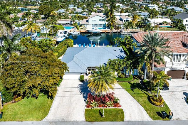 2809 NE 32nd St, Lighthouse Point, FL 33064