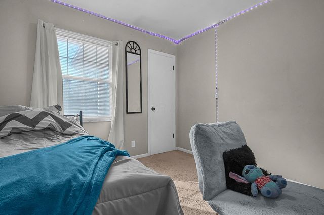 1452 Ironwood Drive, Columbus, OH 43229