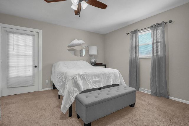 1452 Ironwood Drive, Columbus, OH 43229