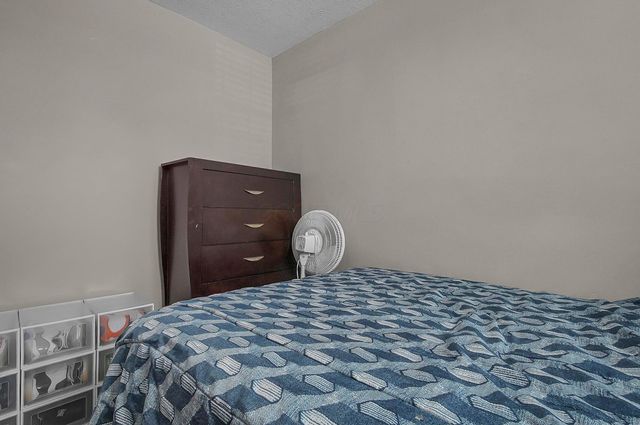 1452 Ironwood Drive, Columbus, OH 43229