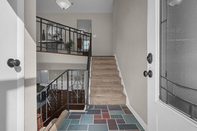 1452 Ironwood Drive, Columbus, OH 43229