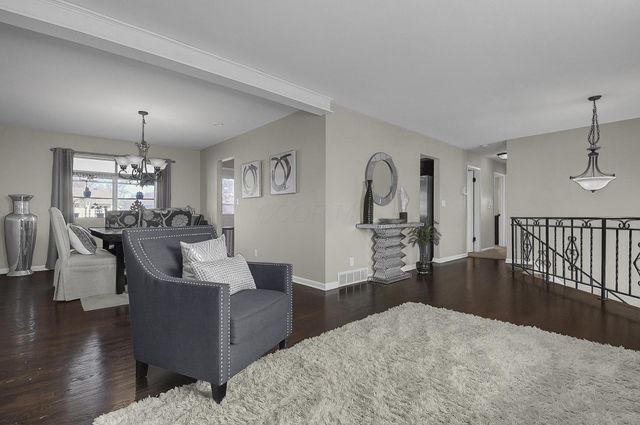 1452 Ironwood Drive, Columbus, OH 43229