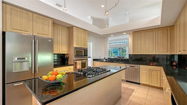 7318 WINDEMERE LANE, University Park, FL 34201