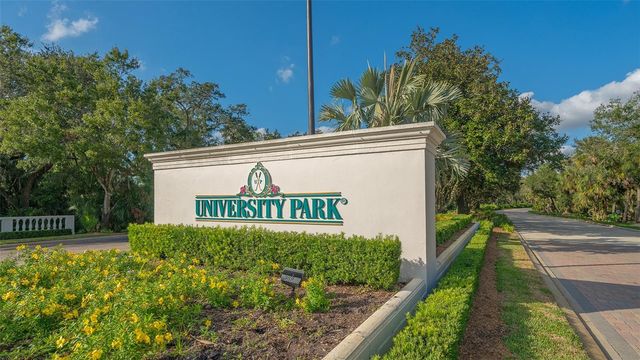7318 WINDEMERE LANE, University Park, FL 34201
