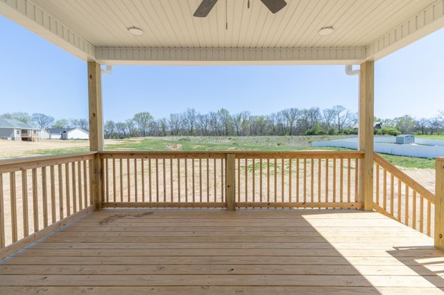 2060 Beverly Ct, Springfield, TN 37172